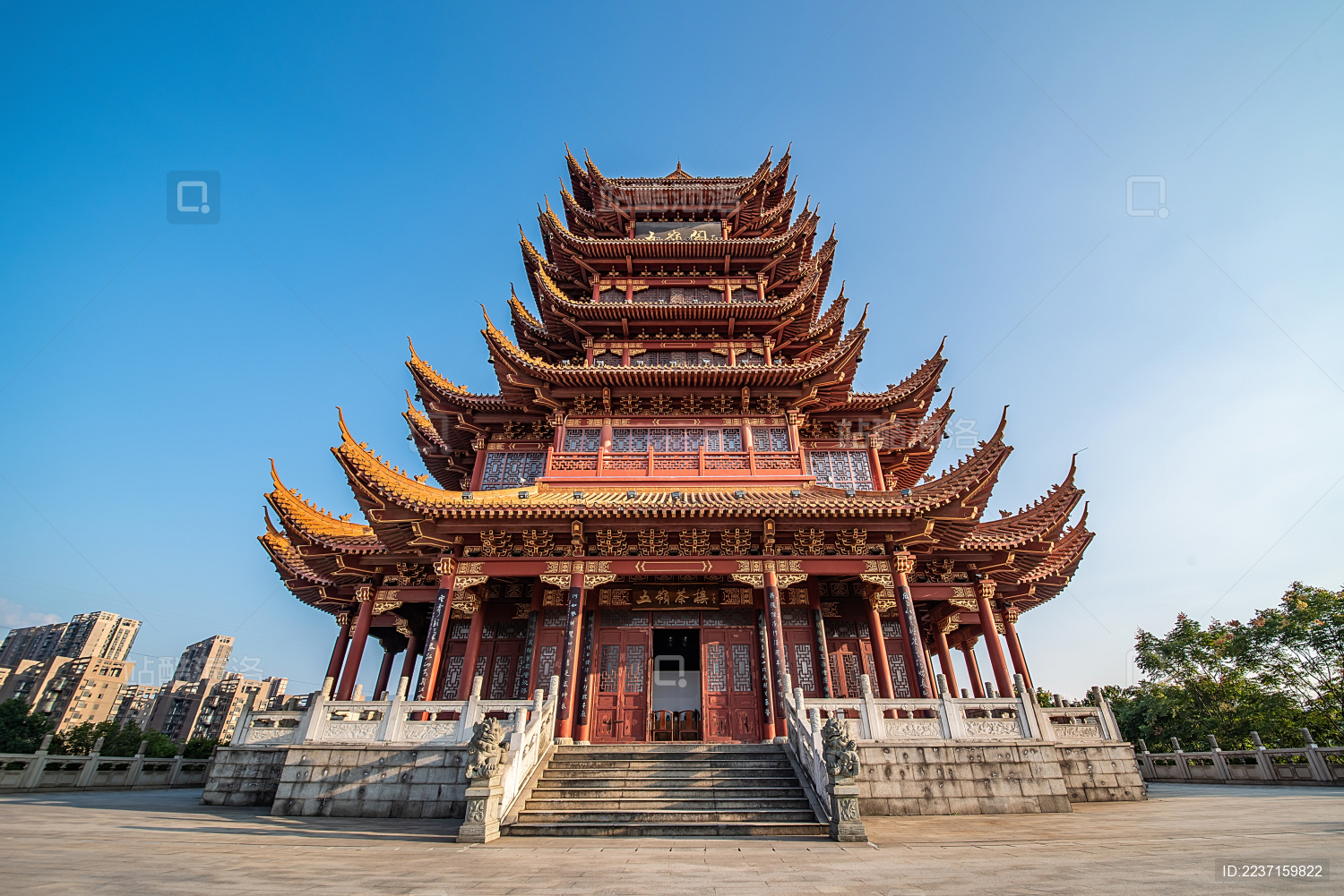 中国古典楼阁建筑湖南省郴州市五岭公园的五岭阁 