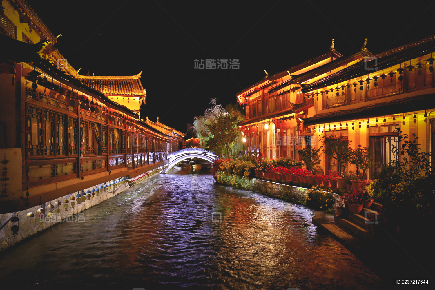 云南丽江古城夜景旅游景区
