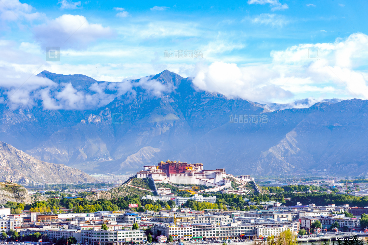 中国西藏拉萨布达拉宫远景