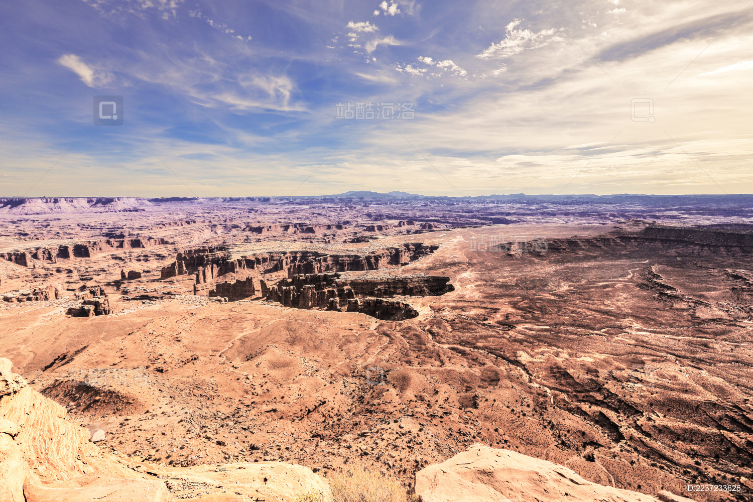 美国科罗拉多高原中部壮观的峡谷地国家公园风光