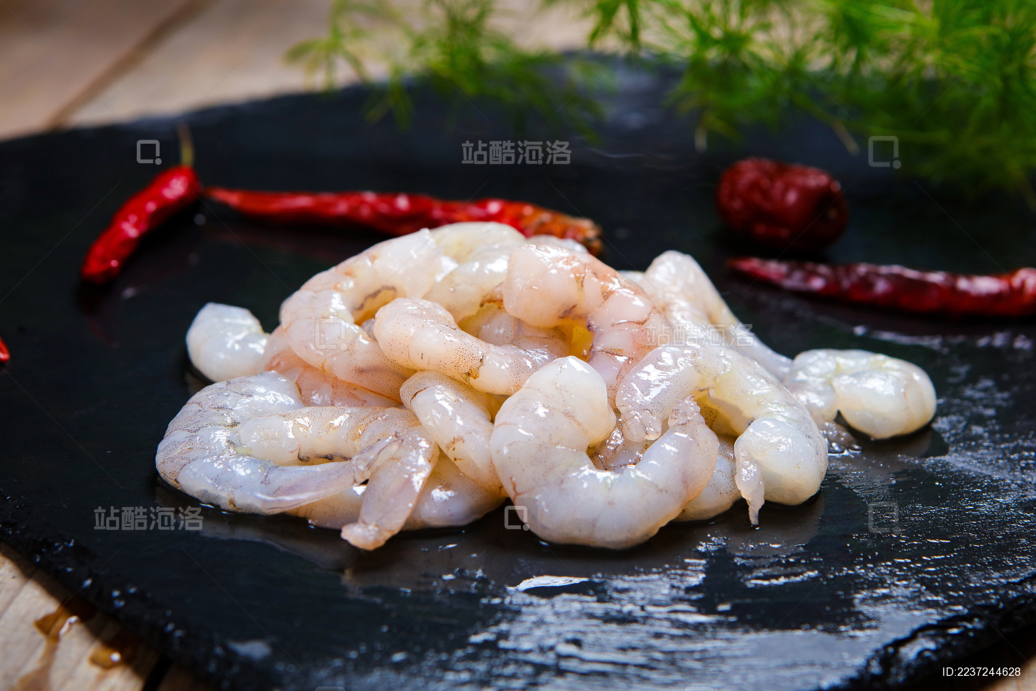 营养美味海鲜食材新鲜青虾仁