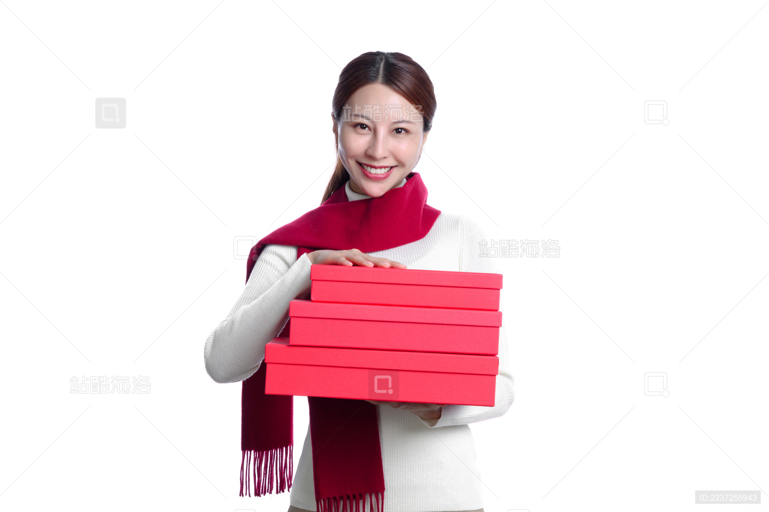 年轻亚洲女性春节主题棚拍