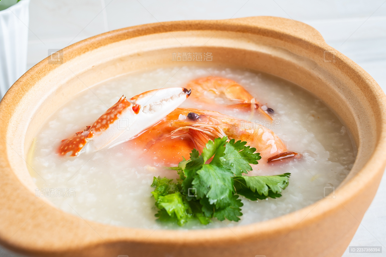 美味砂锅鲜虾粥怎么做_美味砂锅鲜虾粥的做法_豆果美食