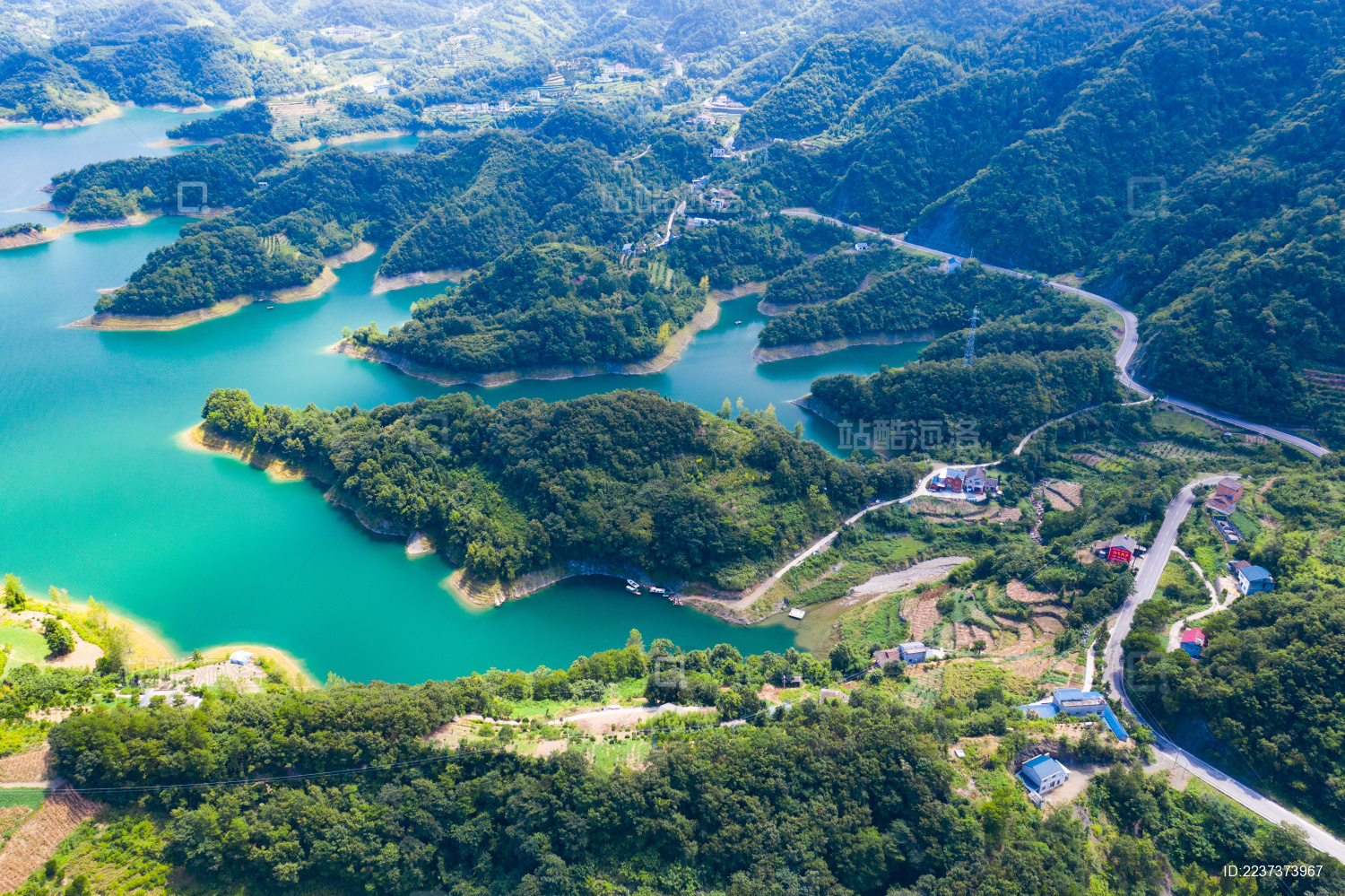 湖北长阳土家族自治县清江画廊