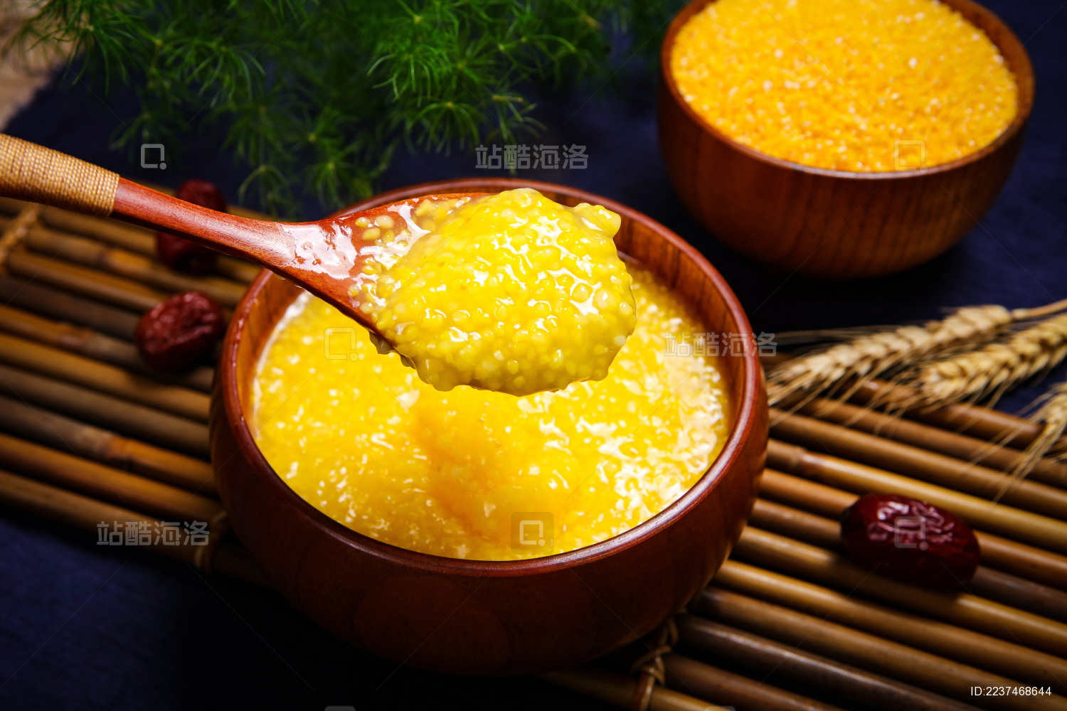玉米碴米饭摄影图片-玉米碴米饭摄影作品-千库网