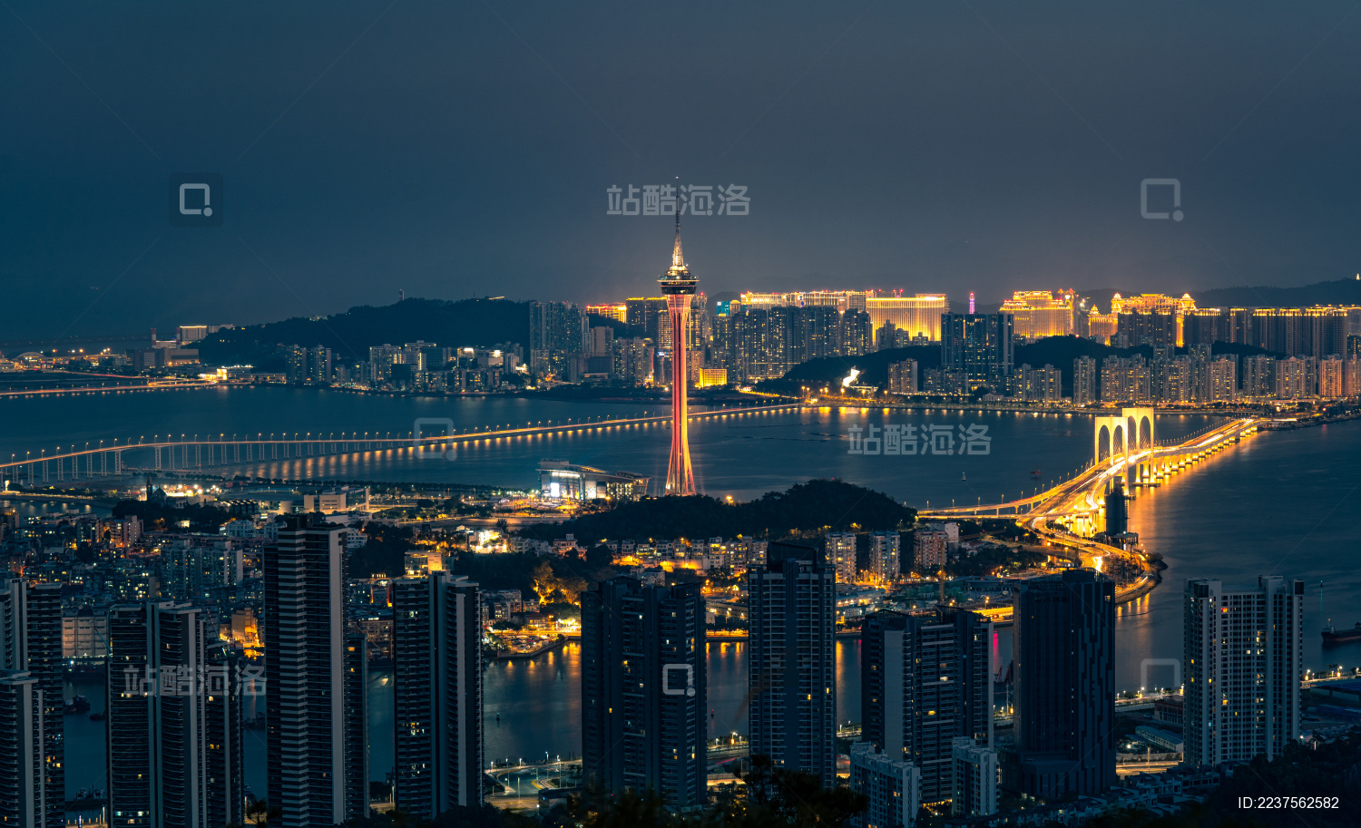 中国澳门特别行政区傍晚澳门塔