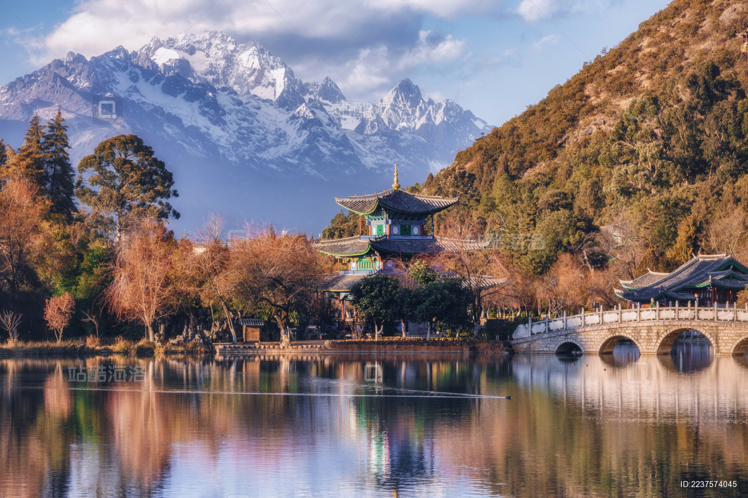 丽江黑龙潭公园