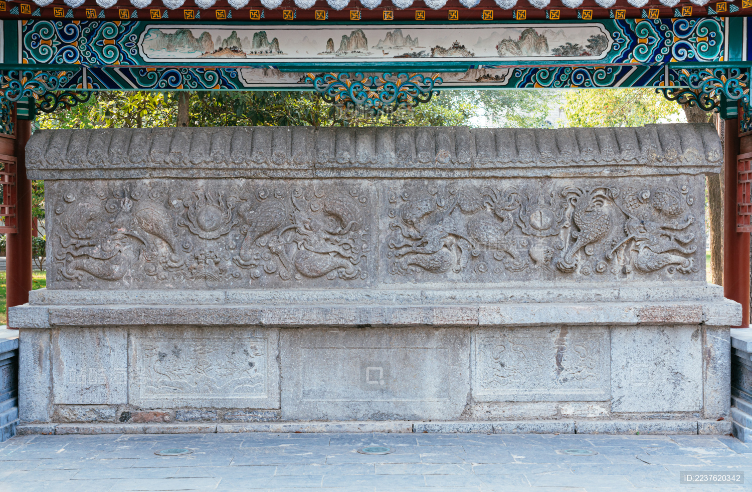 中国湖北省荆州市明代万寿园的四龙壁_站酷海洛_正版图片_视频_字体