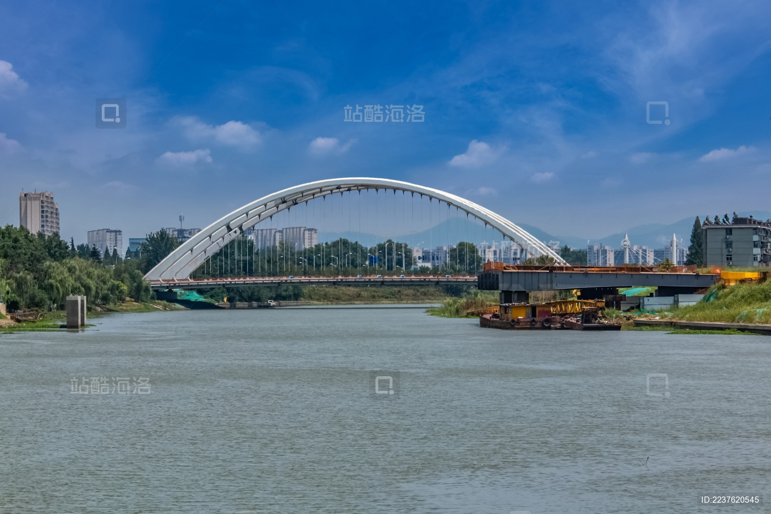 江苏省南京市秦淮河石杨路桥梁建筑