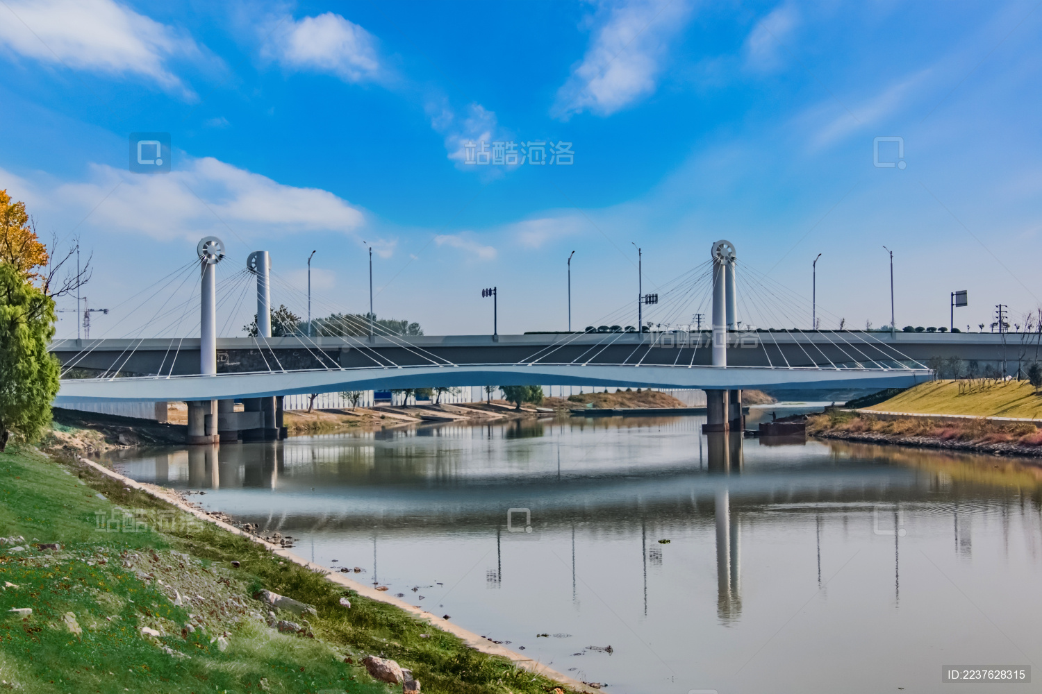 江苏省南京市秦淮河承天大道桥梁建筑