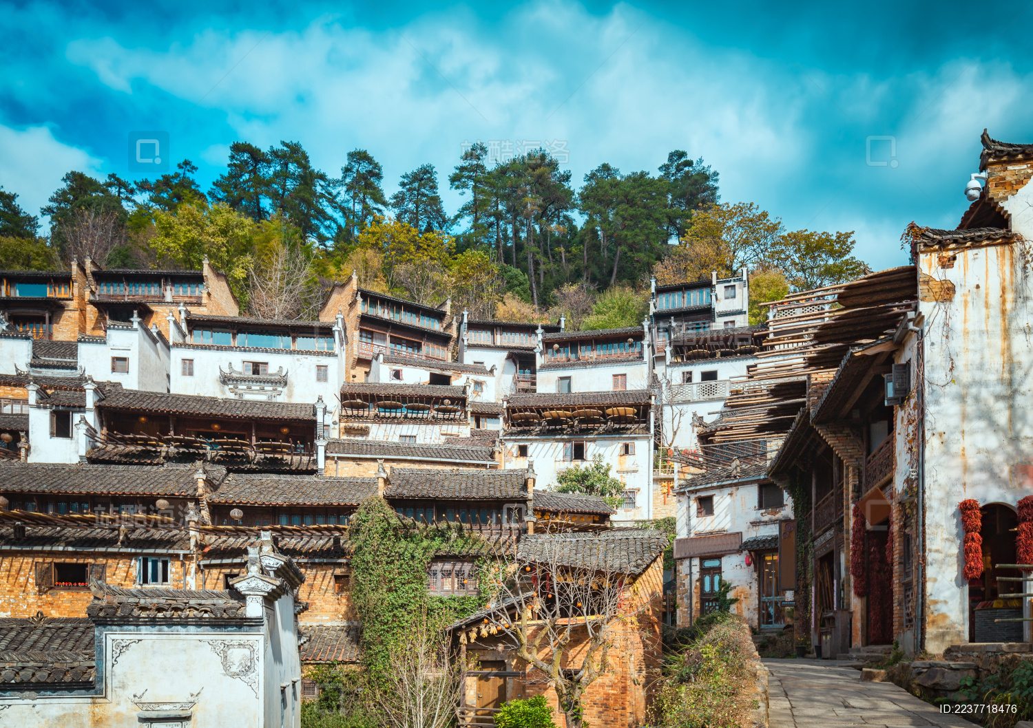 江西省上饶市婺源县皇岭古镇自然建筑风光