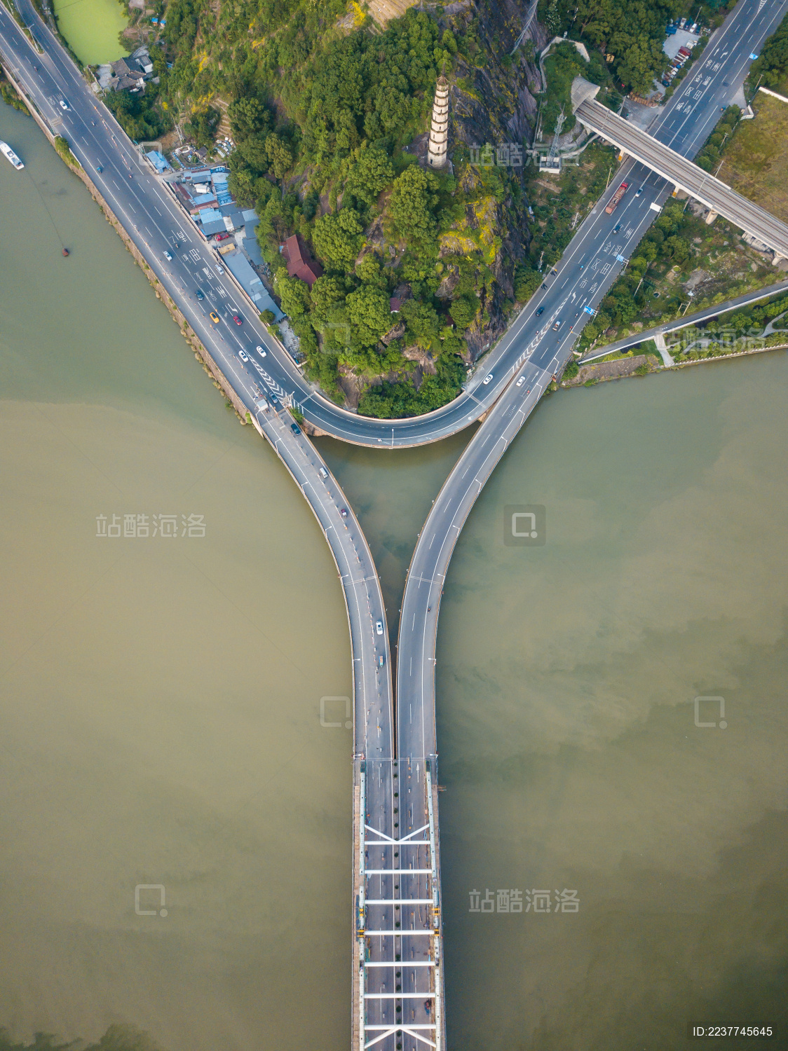 浙江丽水厦河古塔与交通运输网络