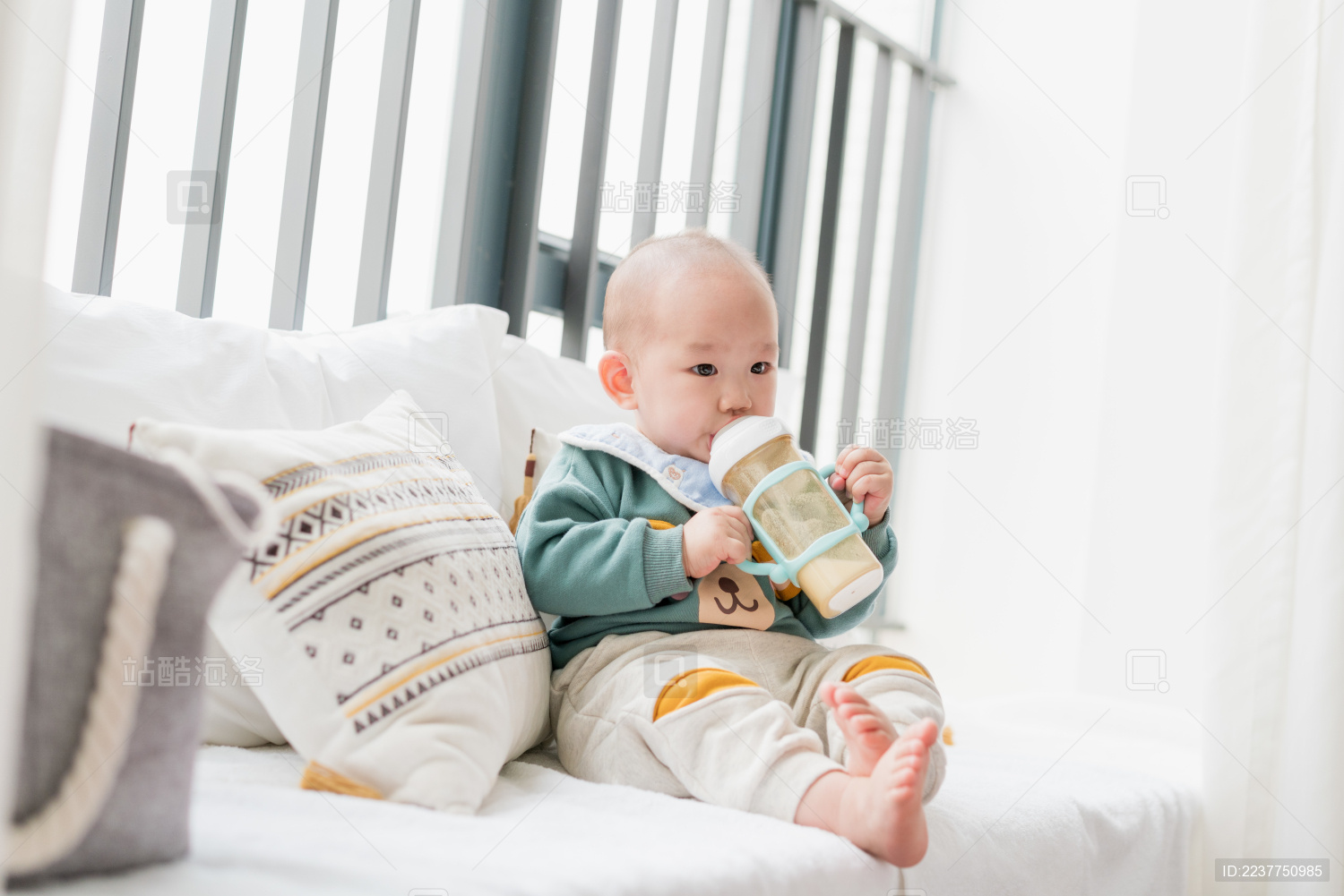 0-1岁宝宝作息安排指南：吃奶、睡觉、辅食 - 知乎