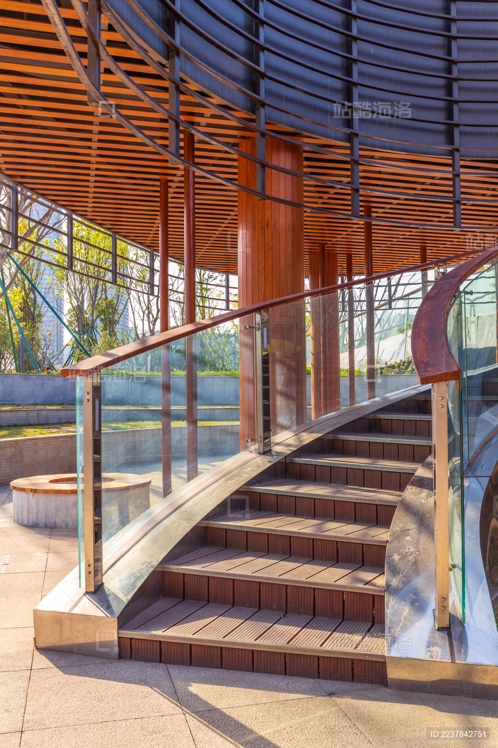成都交子公园里的楼梯建筑