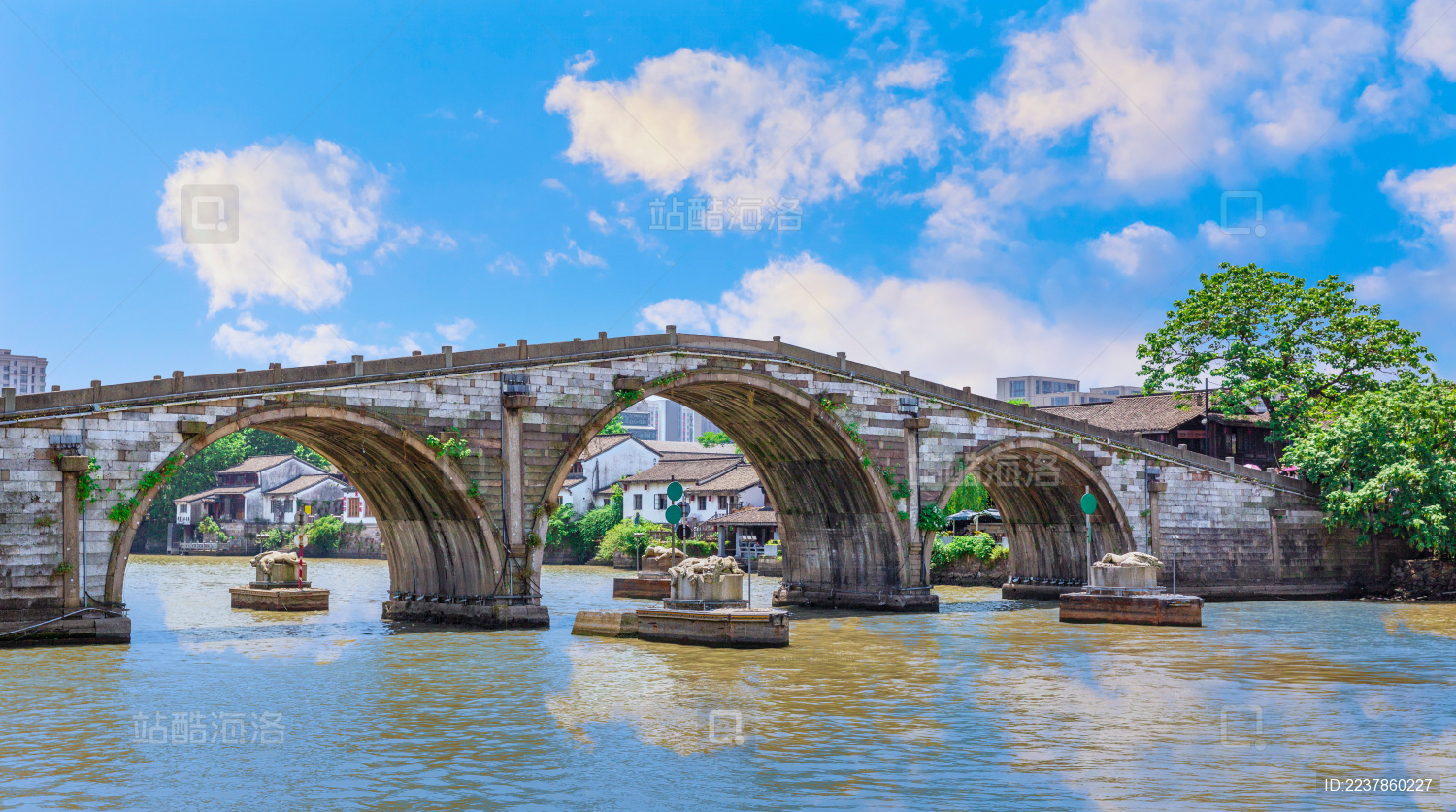 浙江杭州古运河终点拱宸桥