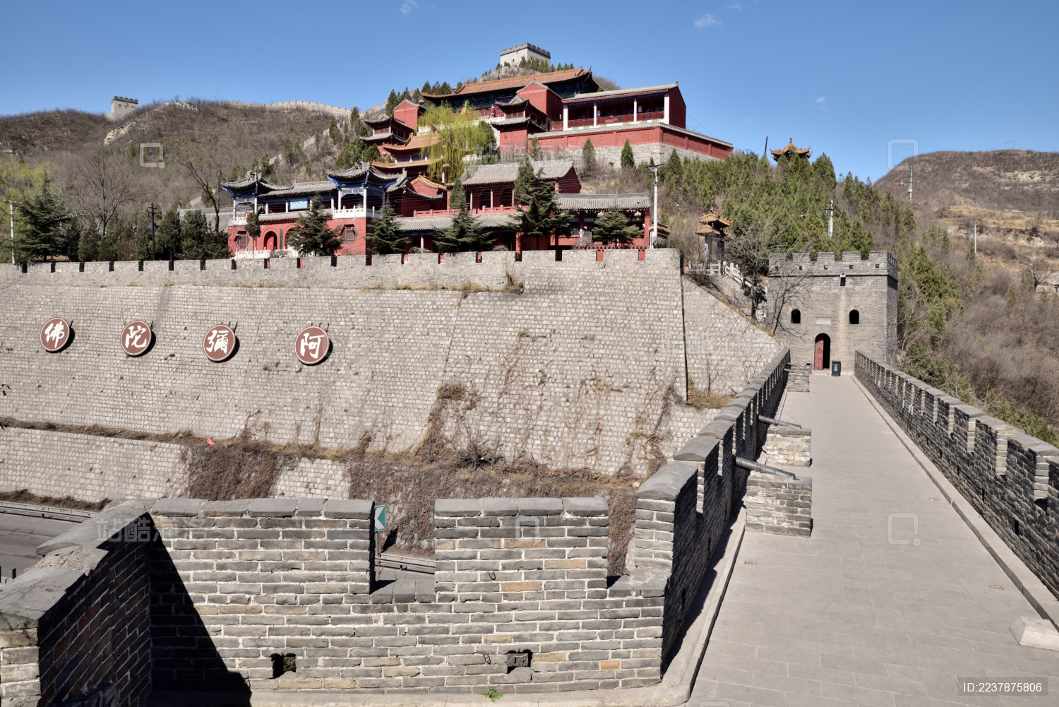 山西省阳泉市平定县固关长城西峰寺