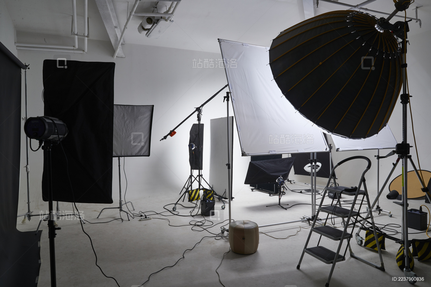 拍摄中的摄影棚