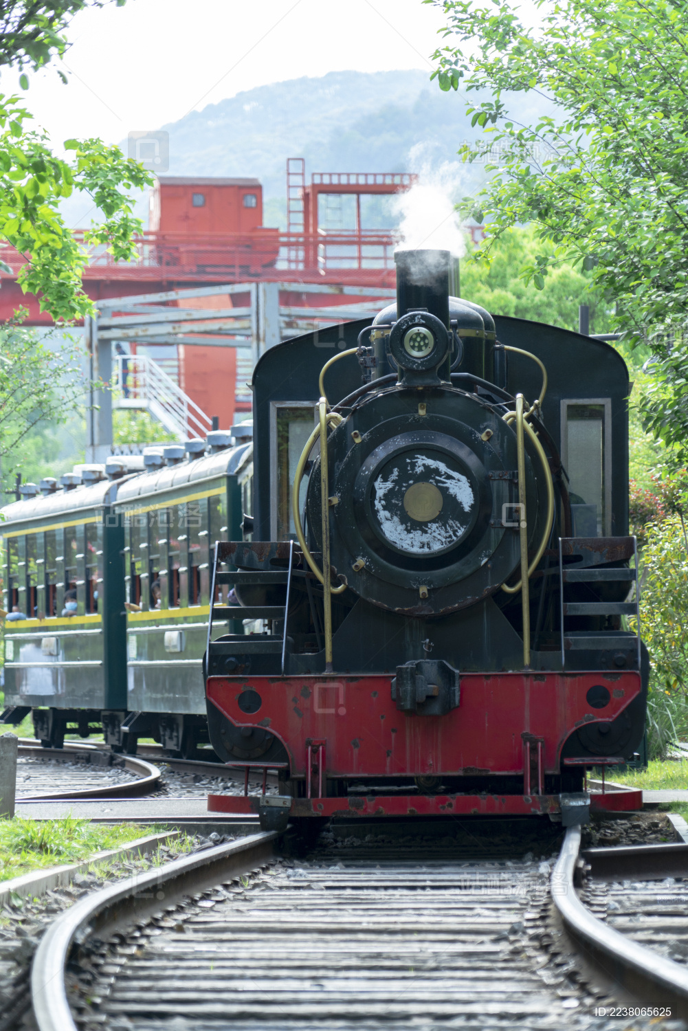 怀旧复古绿皮火车车头_站酷海洛_正版图片_视频_字体_音乐素材交易