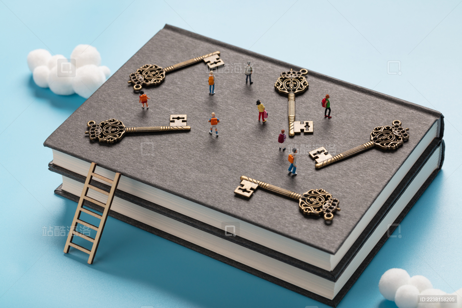 书本阶梯古老的钥匙在云端的中小学学生