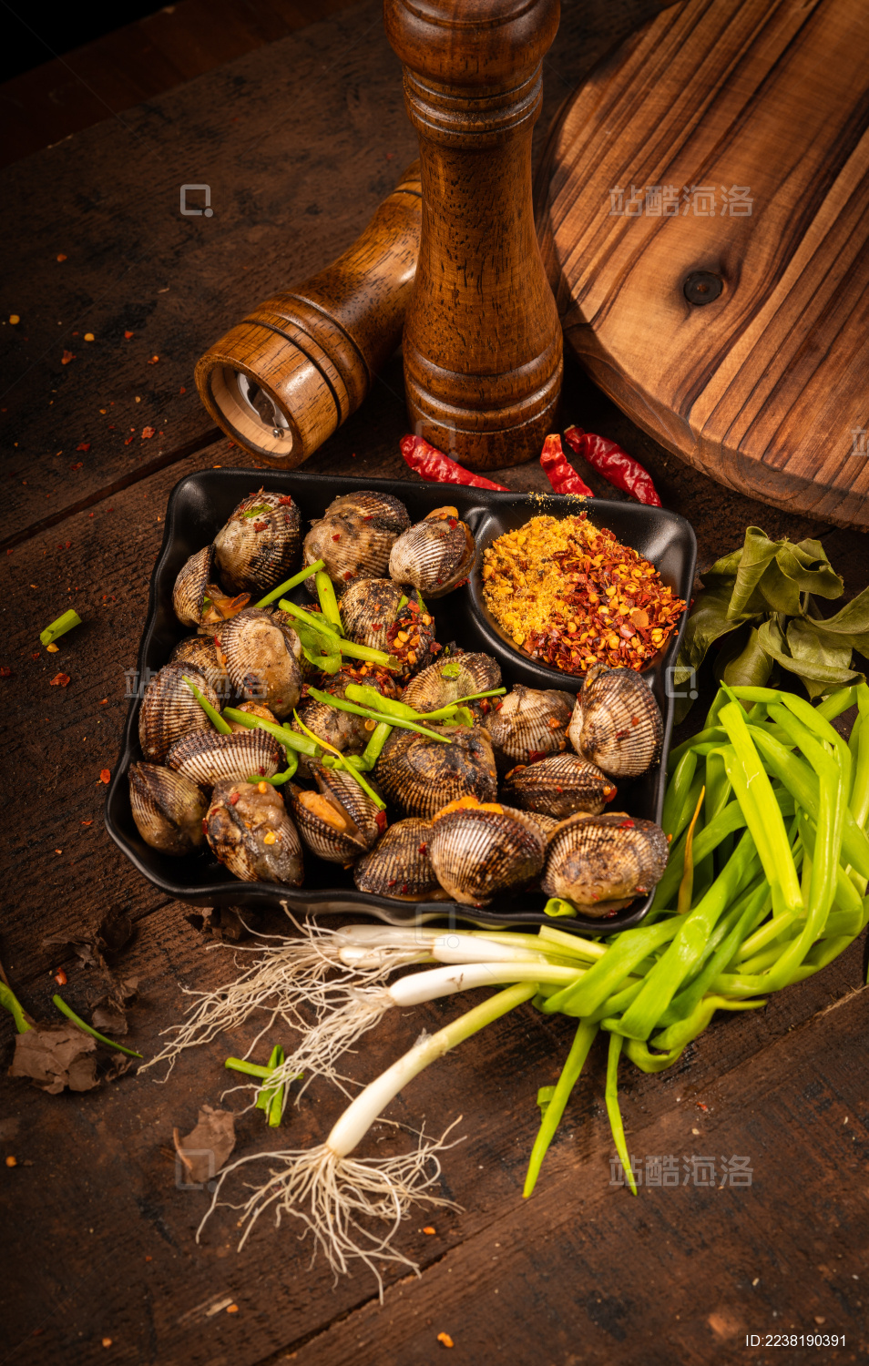 中国东北特色烧烤碳烤毛蚶