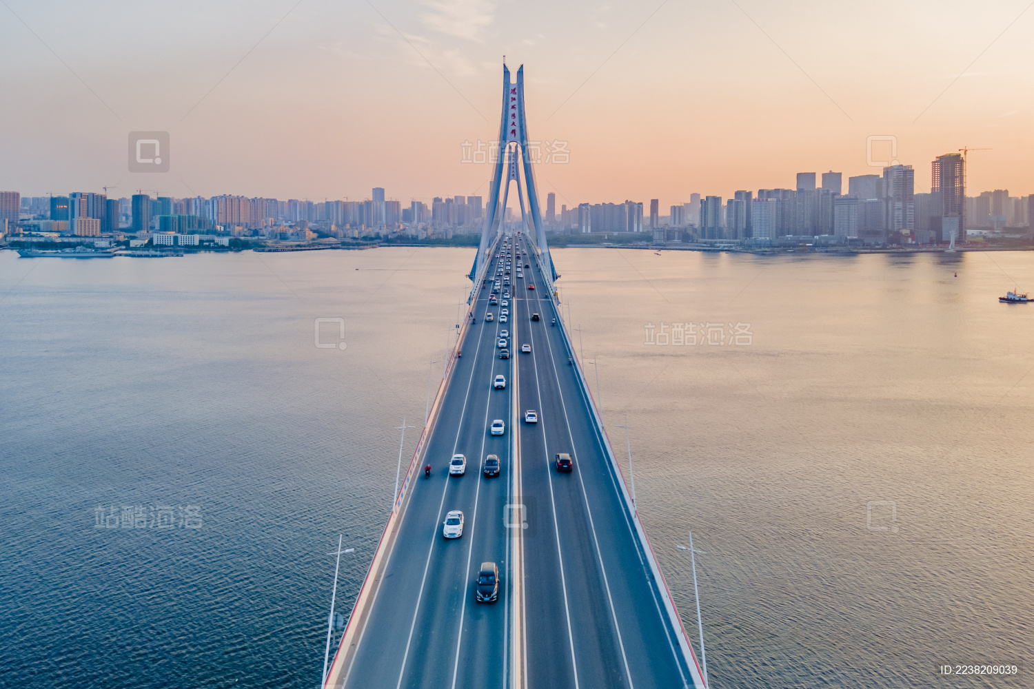 2023东海大桥游玩攻略,超级震撼，景色宜人，非常干... 【去哪儿攻略】