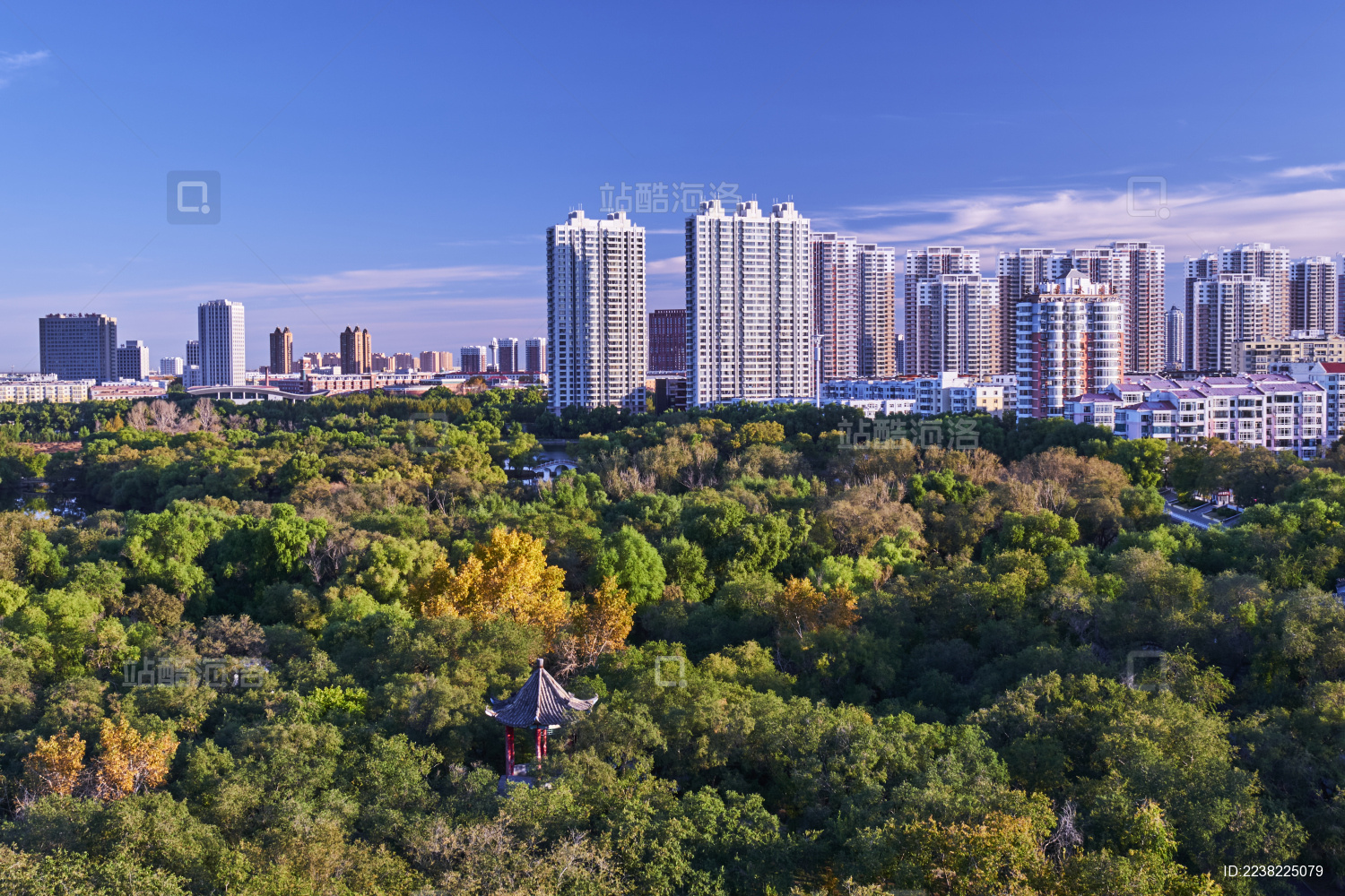 中国齐齐哈尔龙沙公园全景