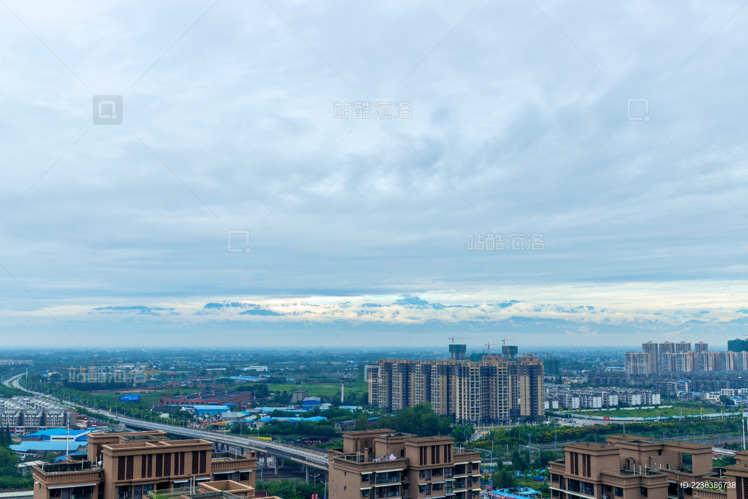 中国四川德阳旌阳区青衣江西路立交桥建筑风光