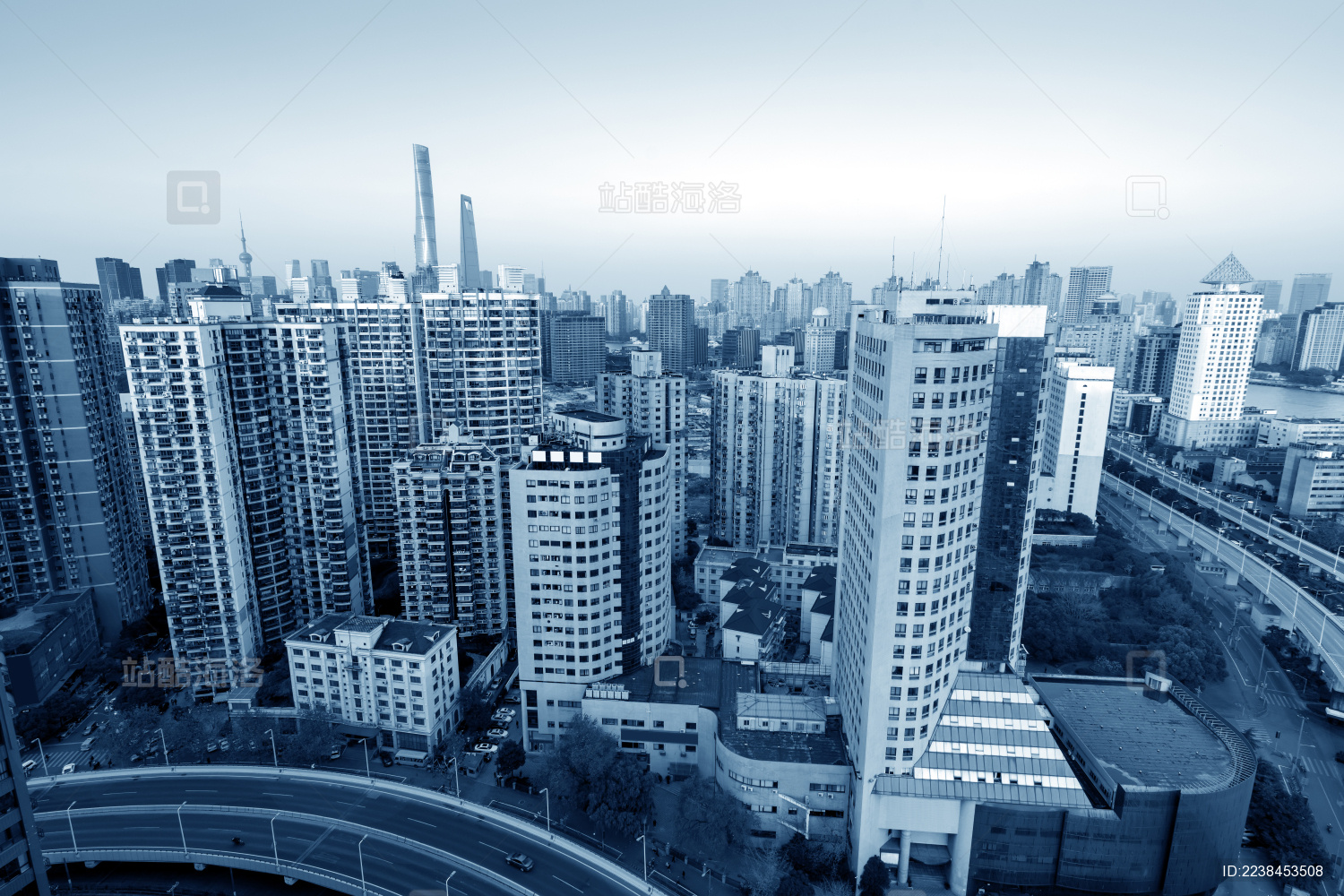 上海城市景观 高点拍摄的陆家嘴摩天大楼