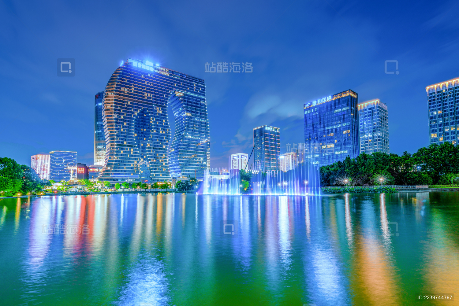 中国杭州滨江标志性建筑中国杭州低碳科技馆