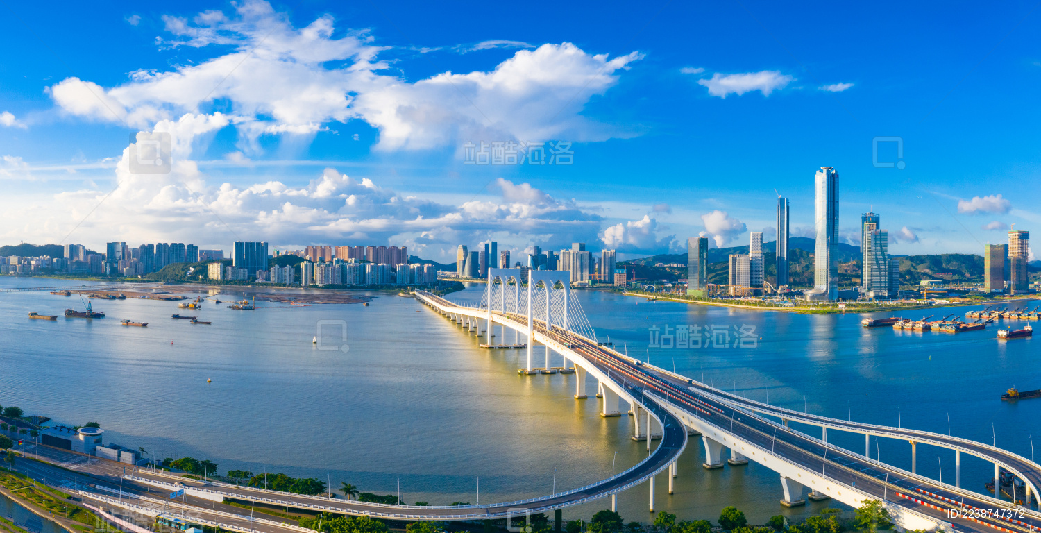 中国澳门西湾大桥航拍风光