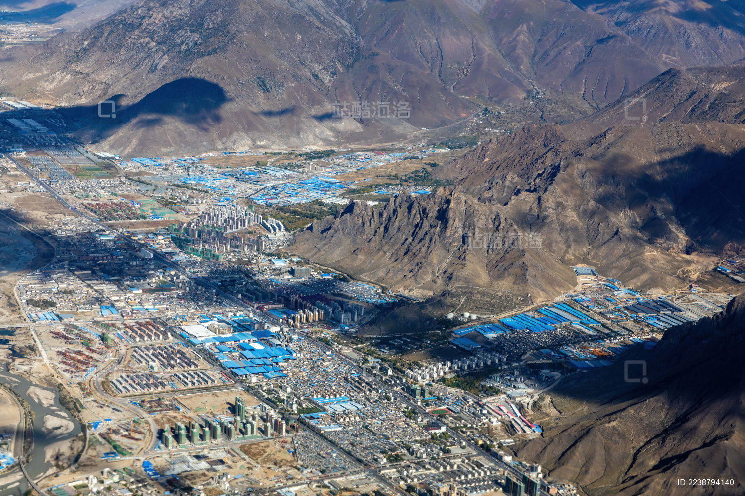 中国西藏拉萨河谷旅行航拍