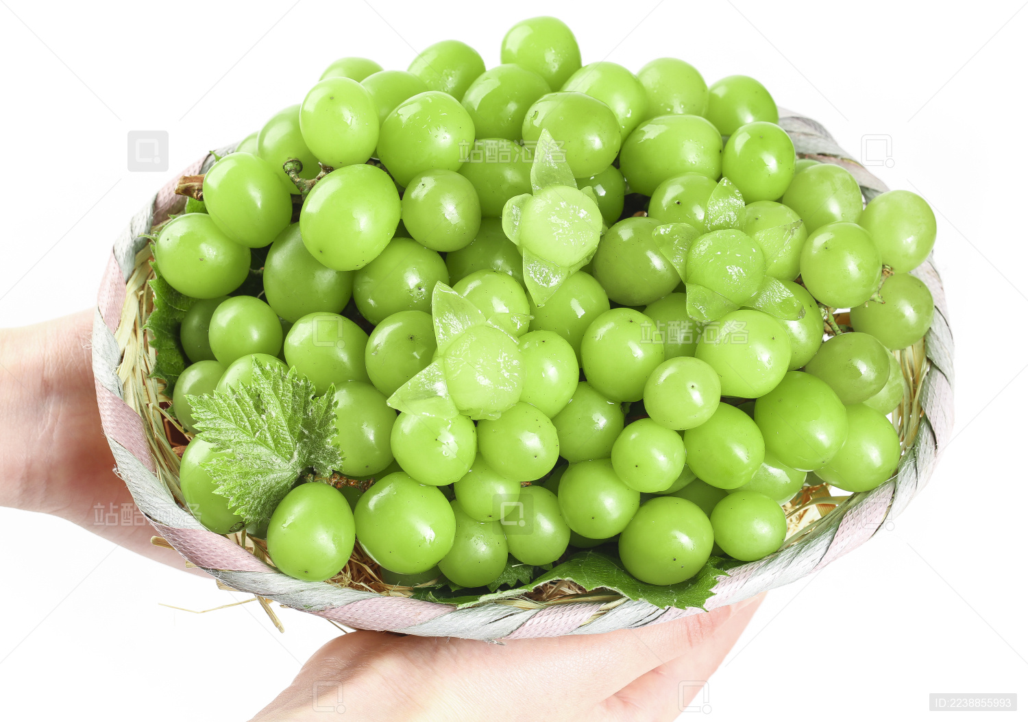 手上端着一蓝香印青提