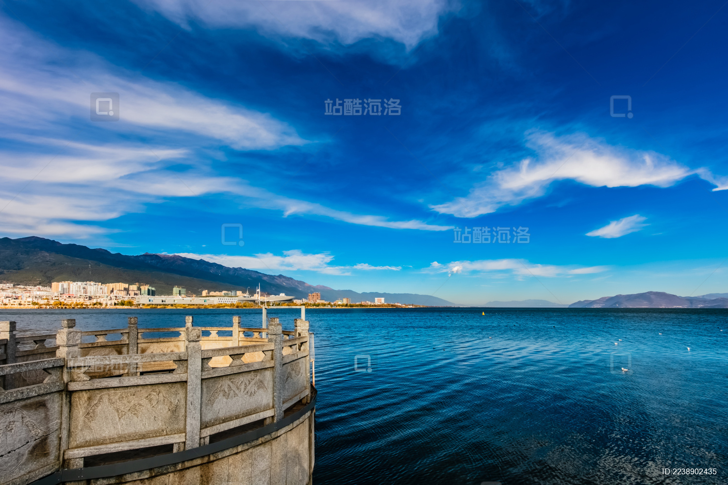中国云南省大理市洱海外滩观景台建筑