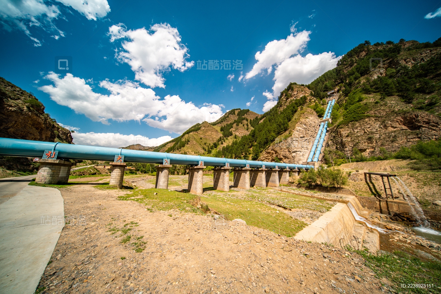 中国甘肃省引大入秦先明峡倒虹吸水利工程