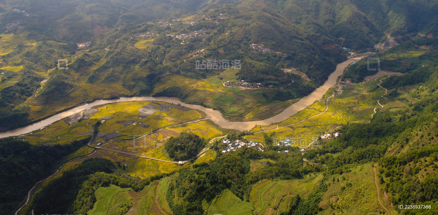 高清航拍中国云南保山市龙陵县大美龙江