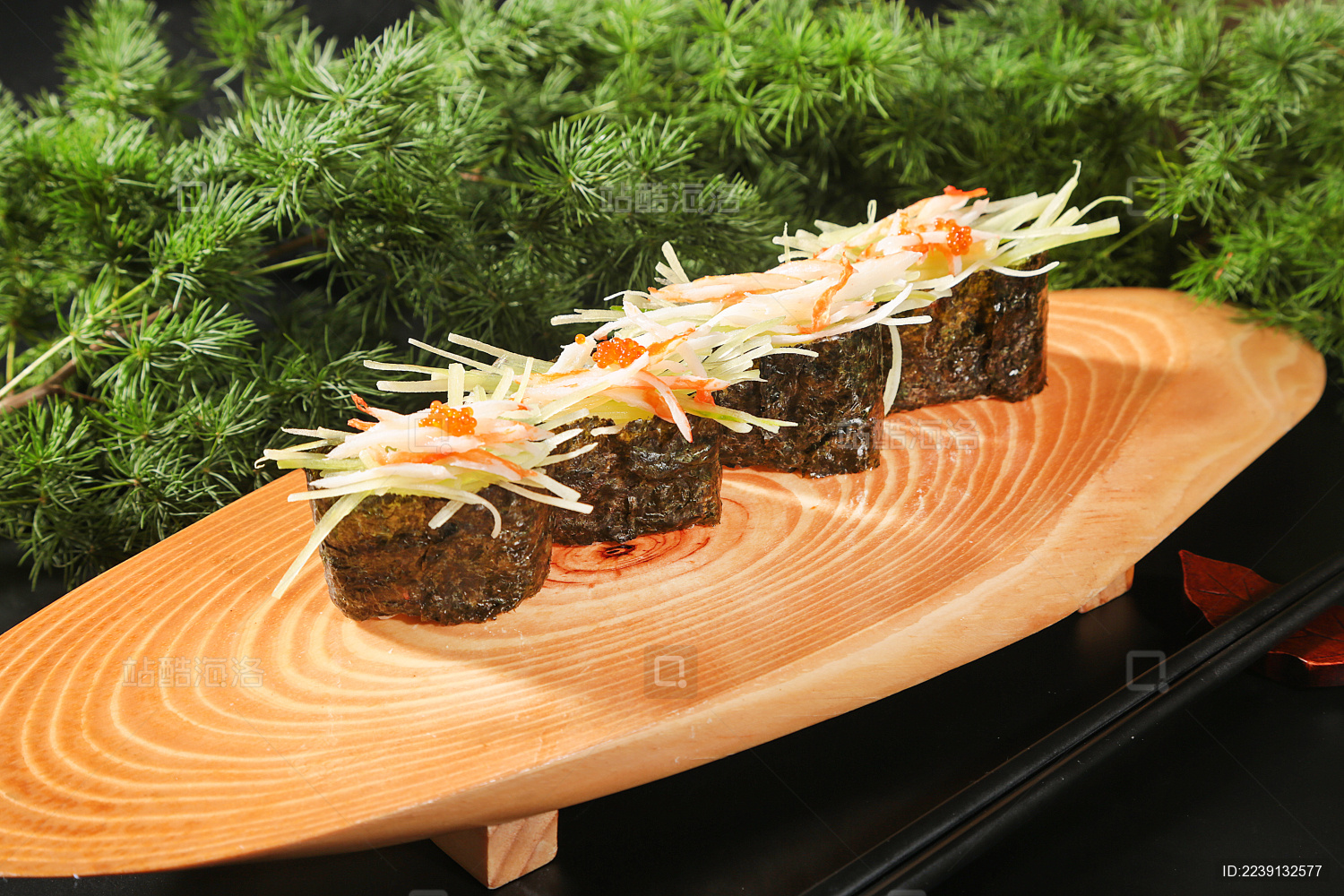 蟹肉沙拉军舰