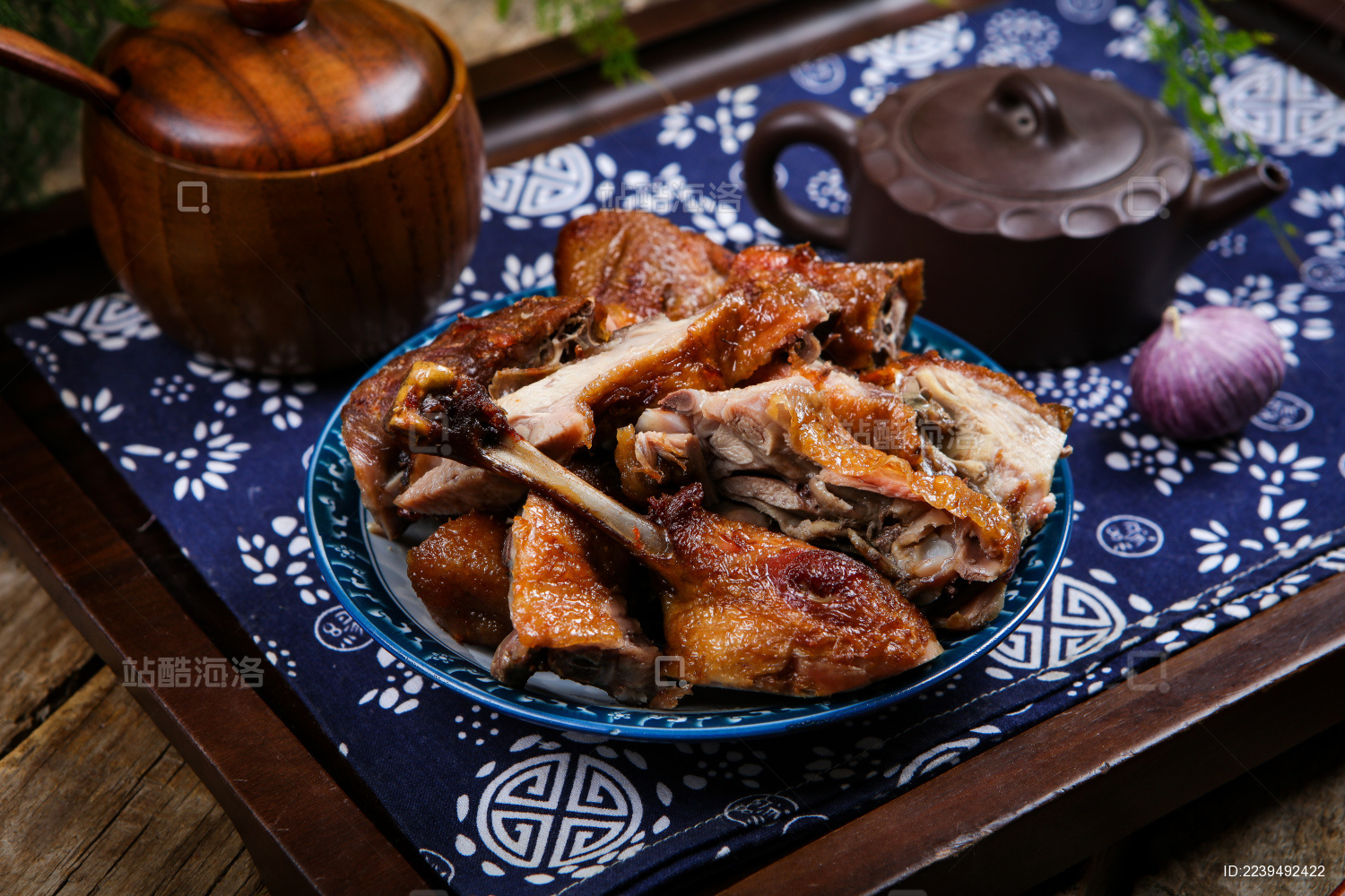 美味好吃的脆皮飘香鸭