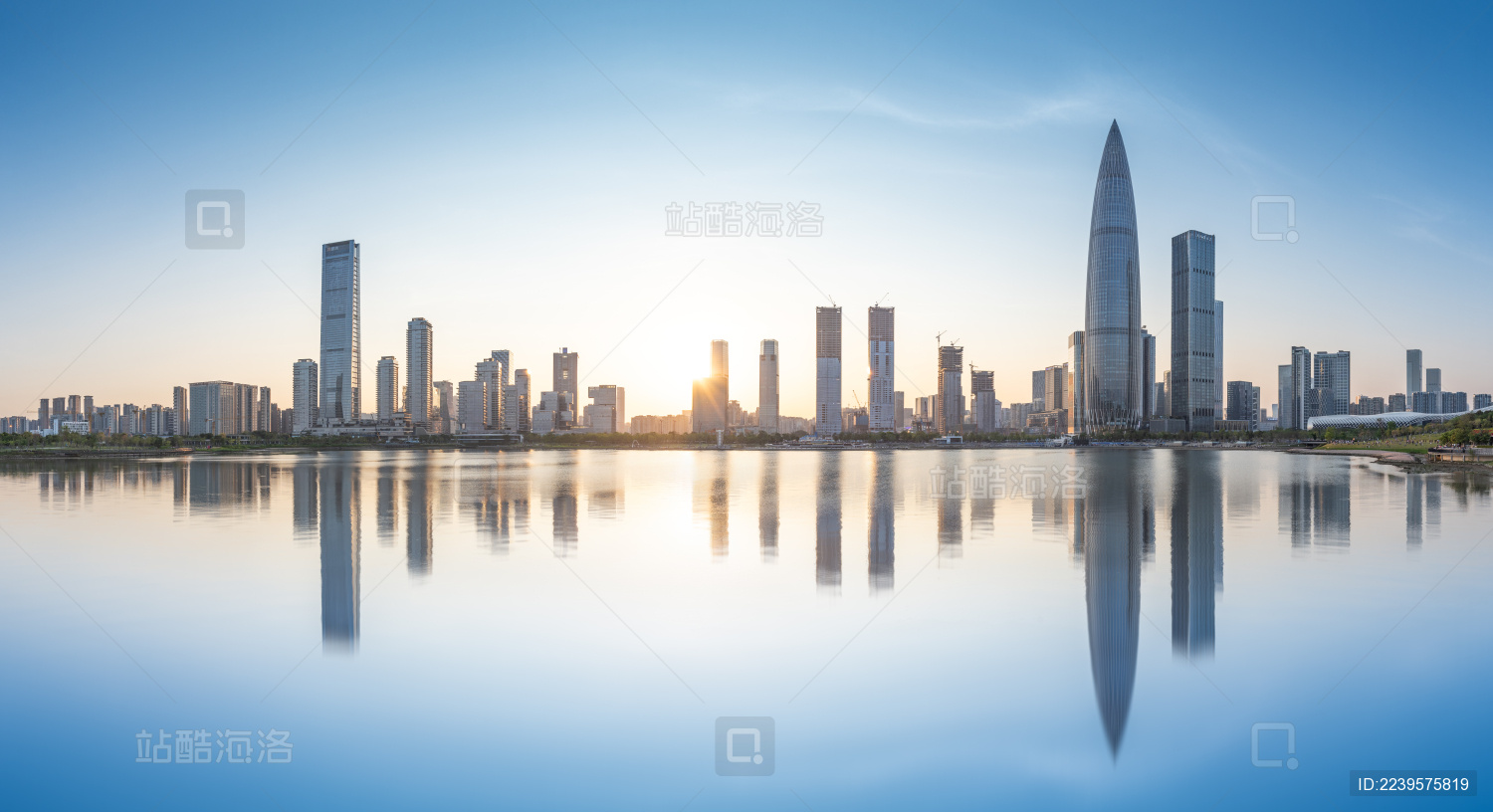 中国广东深圳南山区人才公园风光