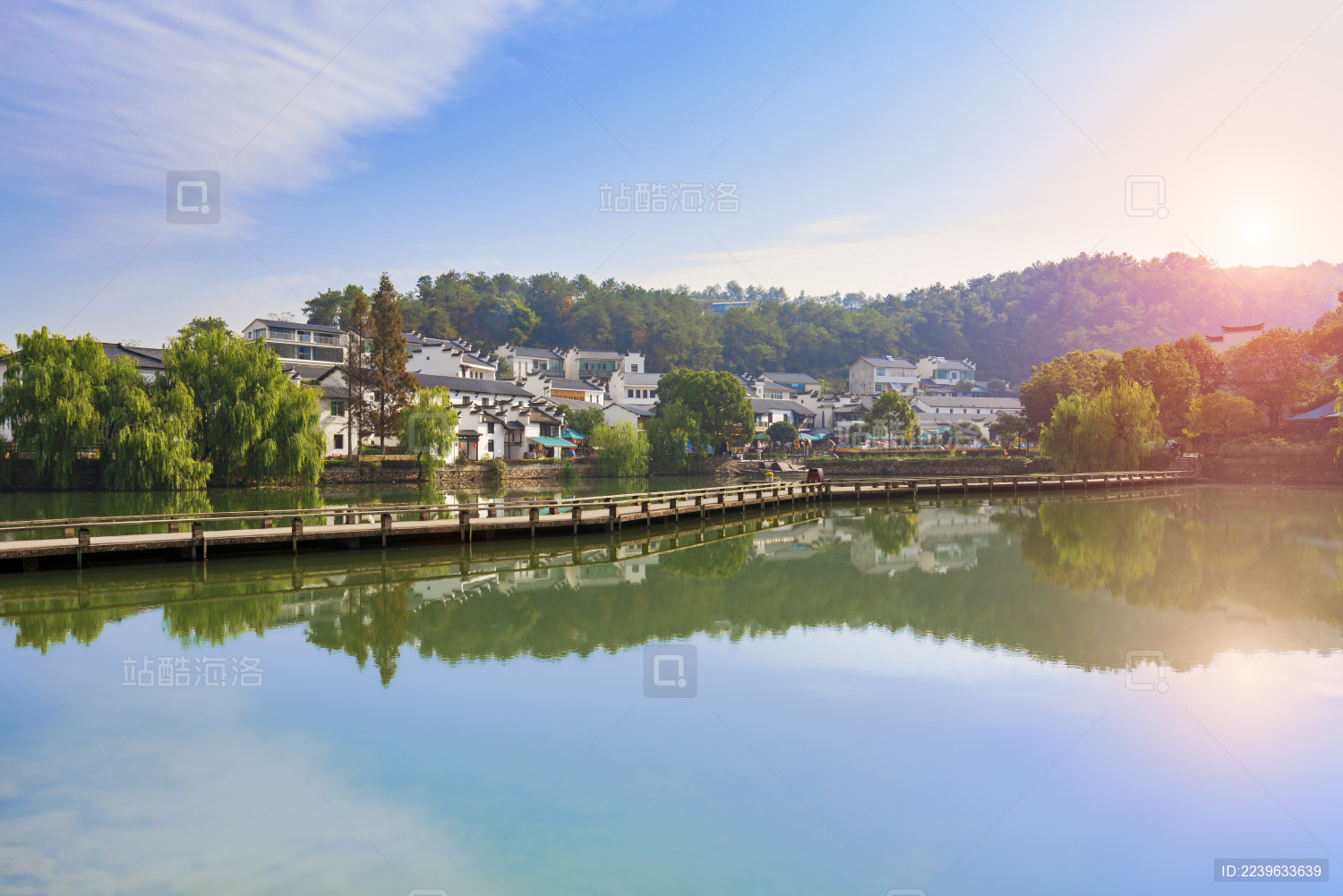 建德三都九姓渔村建筑风光