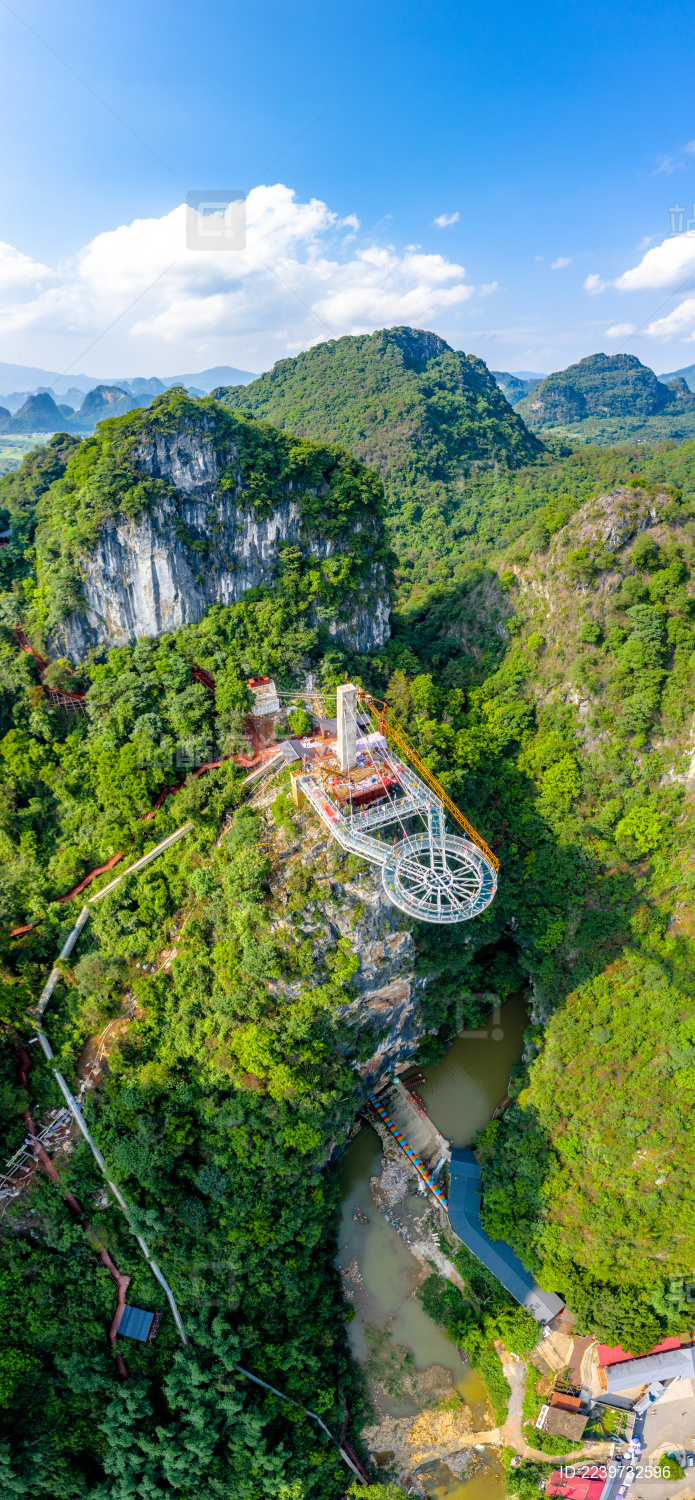 中国广东省英德市九龙镇洞天仙境