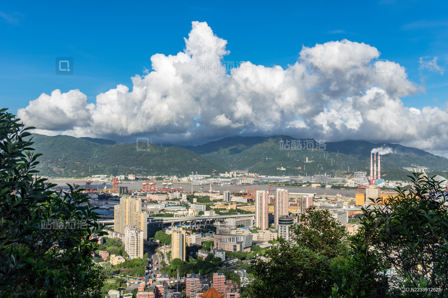 中国福州马尾港工业区风光