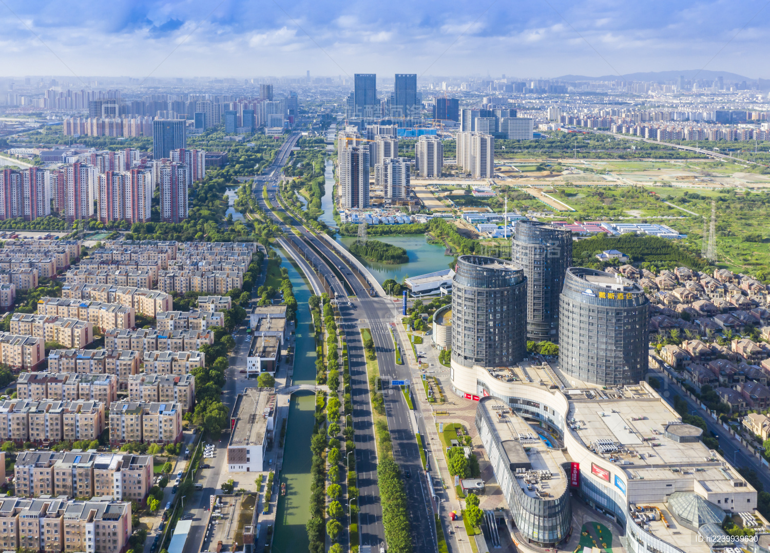 中国江苏省苏州市相城区人民路繁花中心