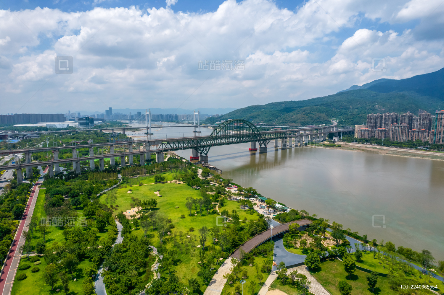 2024江滨公园游玩攻略,沿江很长的一段都是公园的场...【去哪儿攻略】