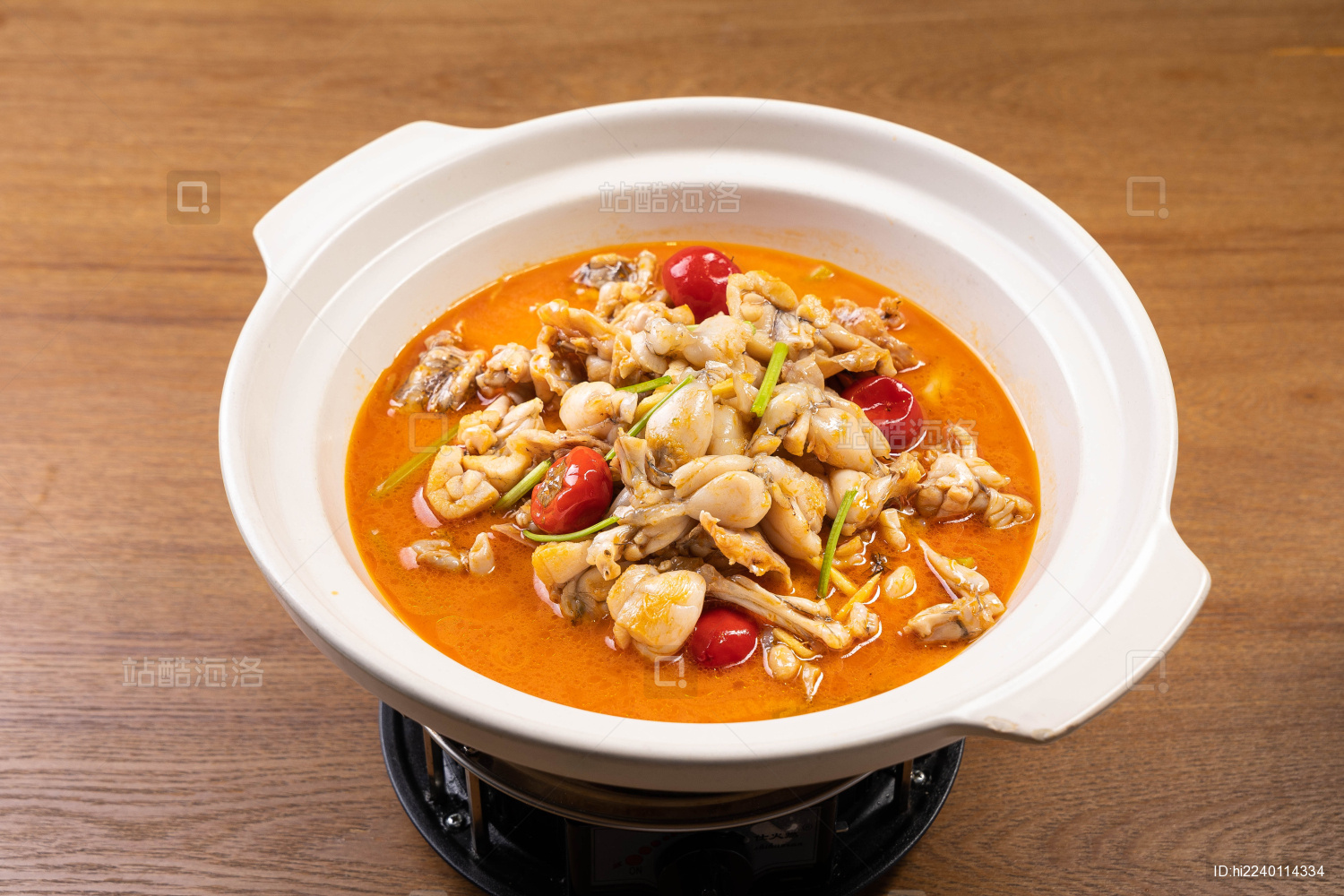 金汤泡椒牛蛙煲_站酷海洛_正版图片_视频_字体_音乐素材交易平台_站酷