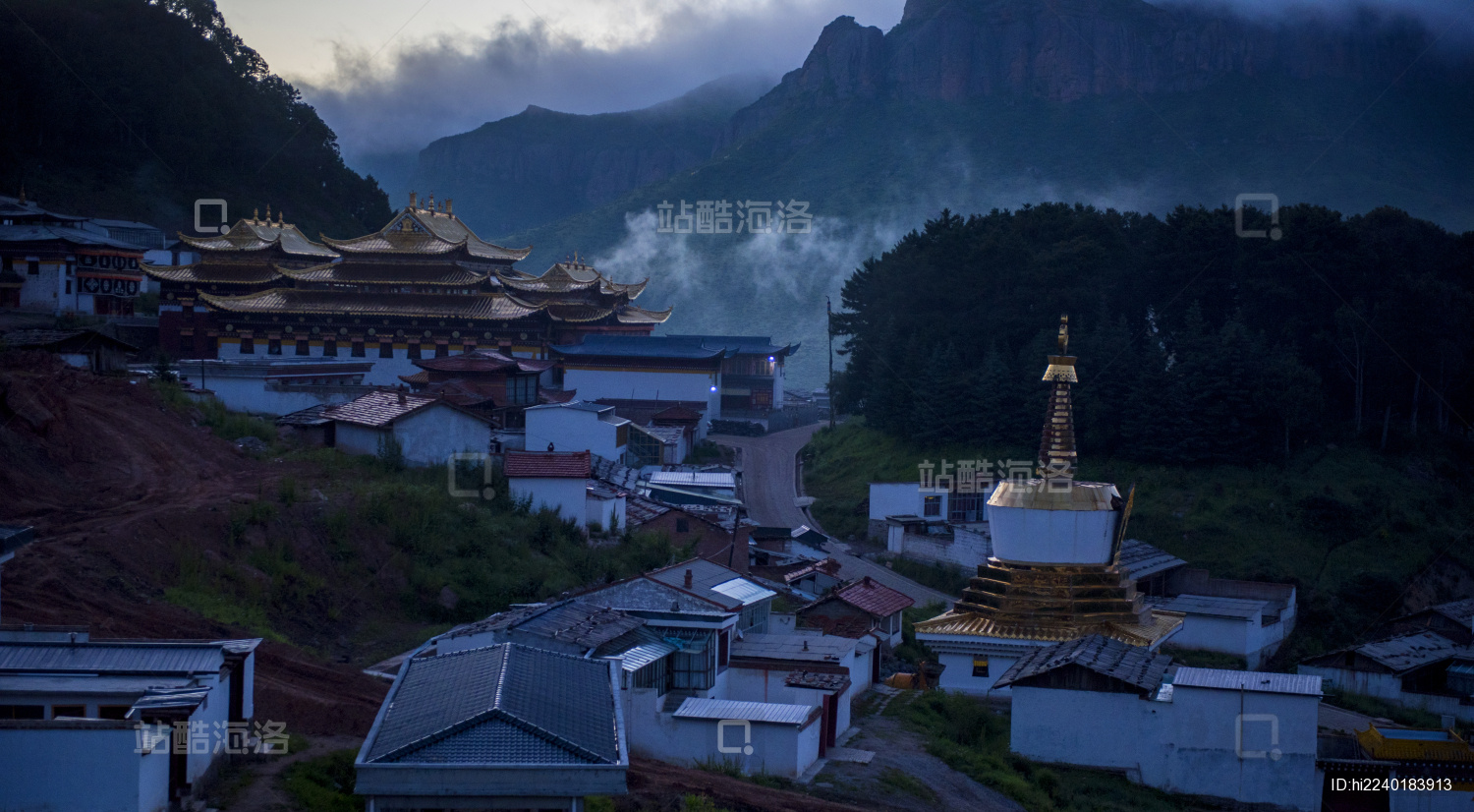 中国甘肃甘南郎木寺