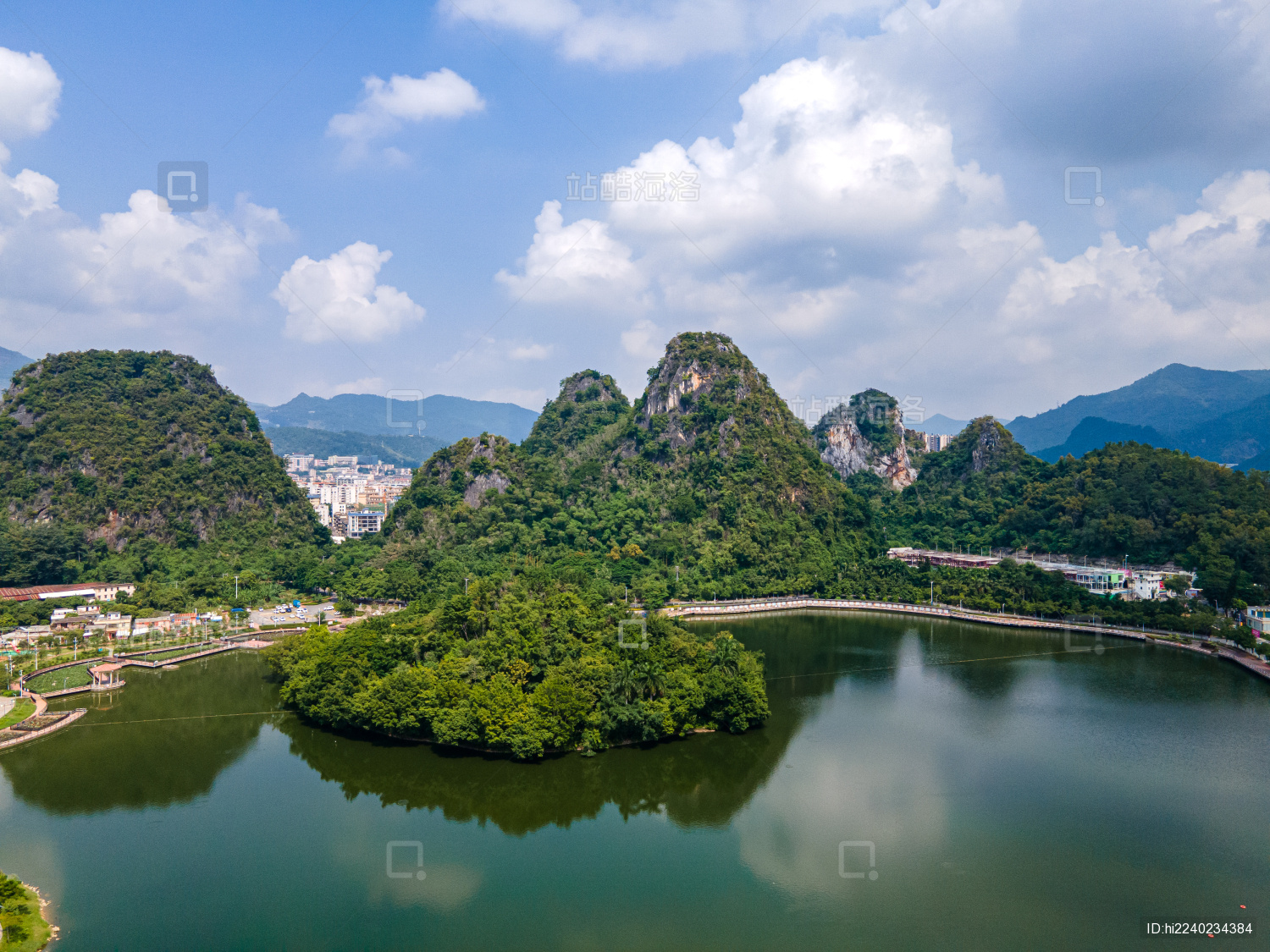 中国广东省云浮市蟠龙天湖自然风光