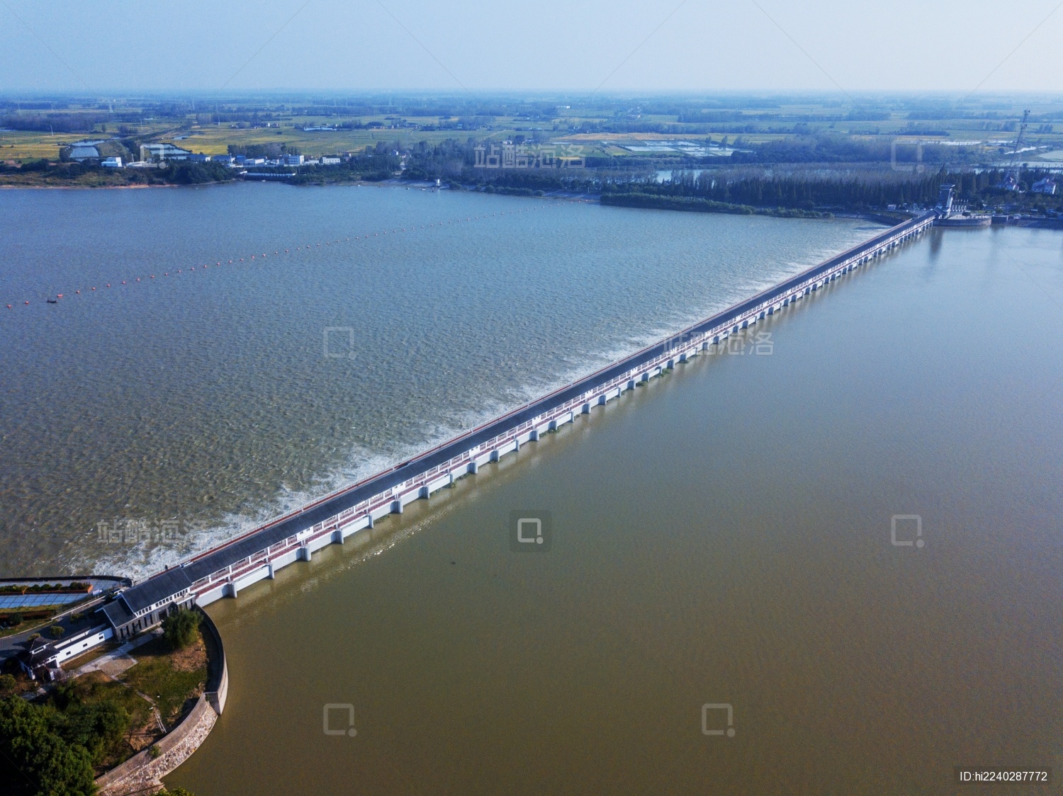 中国江苏省淮安市洪泽区三河闸全貌