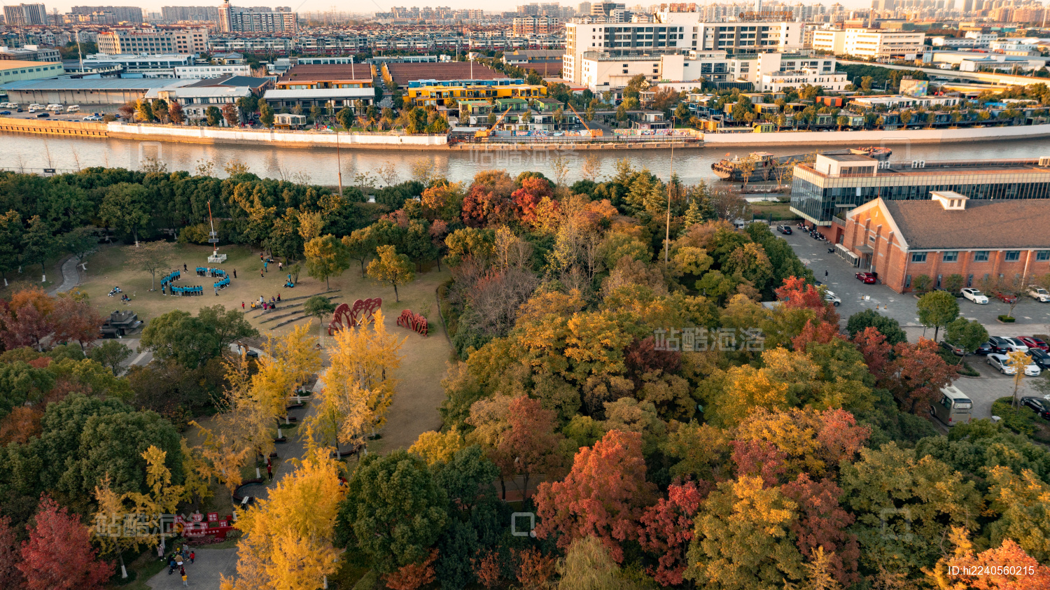中国上海市宝山区智力公园航拍全景