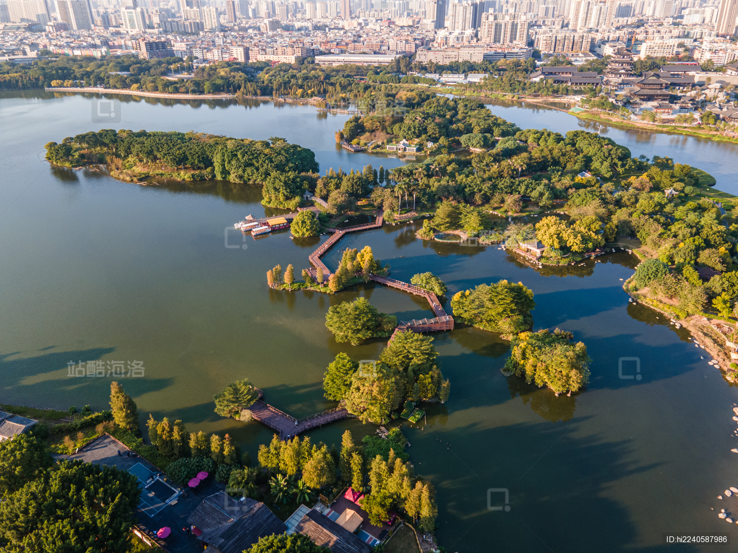 航拍广州海珠湖海珠湿地秋色景观