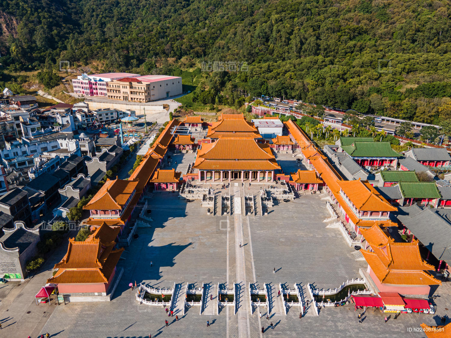 航拍佛山南海西樵山国艺影视城